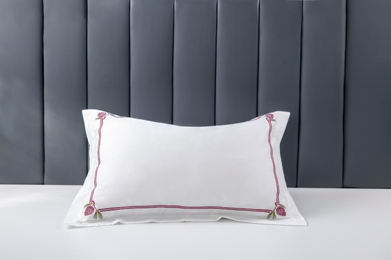 OEM Casas de almohada bordadas de algodón blanco OEKO-TEX Casas de almohada de talla King