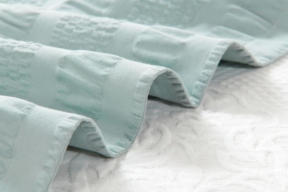Casas de almohada blancas de Seersucker de talla reina Casas de almohada de color verde claro sostenibles